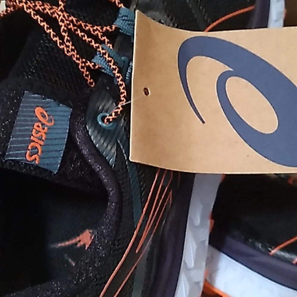 ASICS Running Shoes 8 RUNS SMALLER TRUE 7.5 - Picture 5 of 14